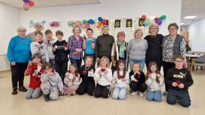 Igła, nitka i cierpliwość